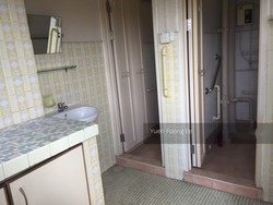 Blk 2 Farrer Gardens (Bukit Timah), HDB 4 Rooms #198900302